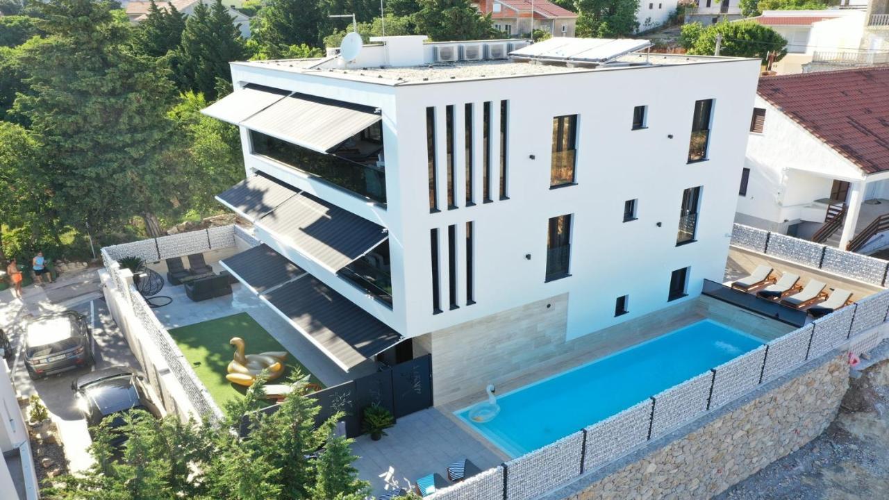 Adastra Apartments Maslenica Extérieur photo