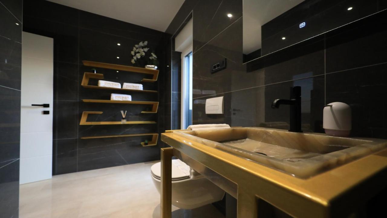 Adastra Apartments Maslenica Extérieur photo