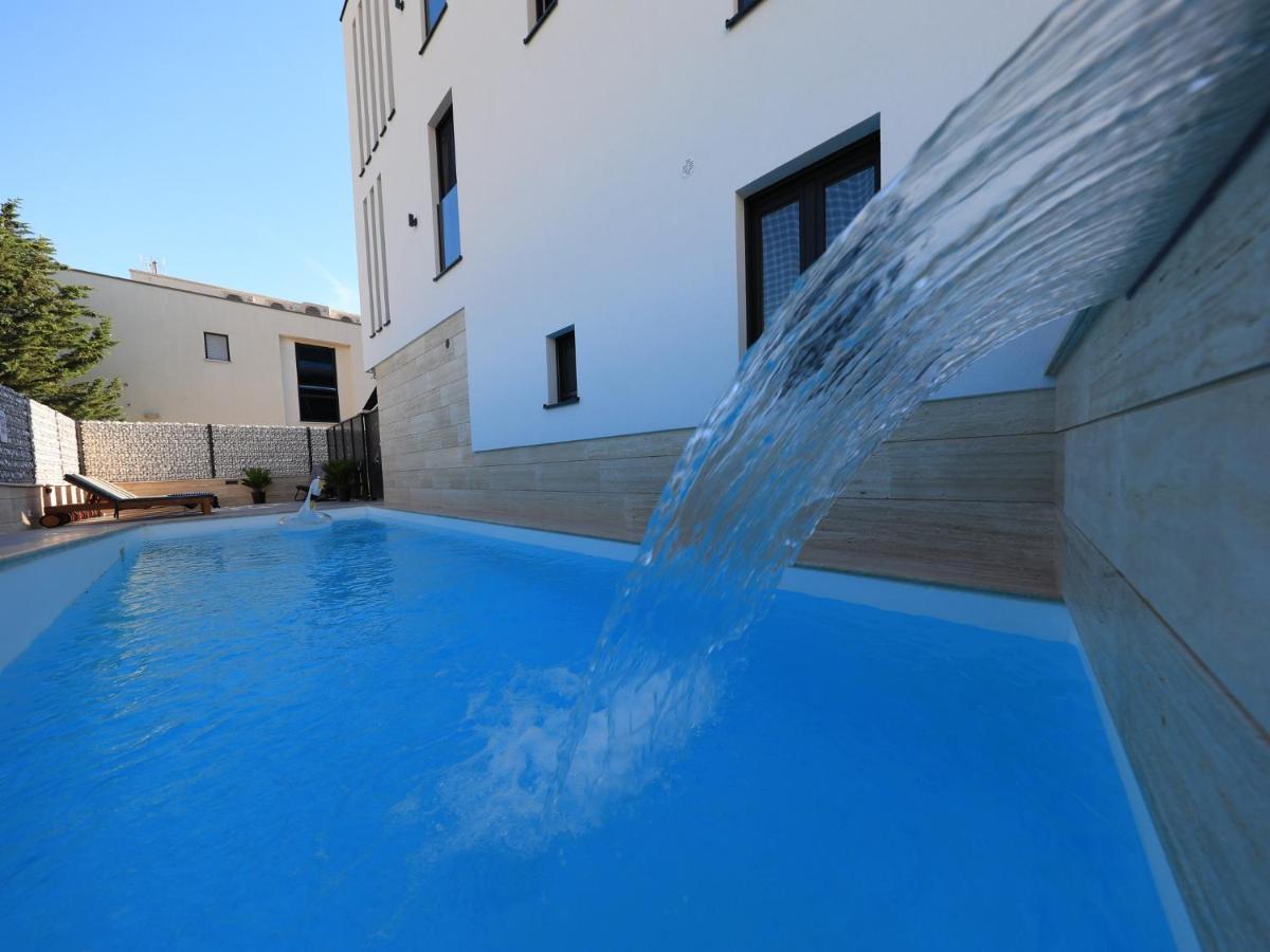 Adastra Apartments Maslenica Extérieur photo