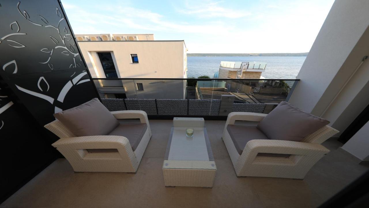 Adastra Apartments Maslenica Extérieur photo
