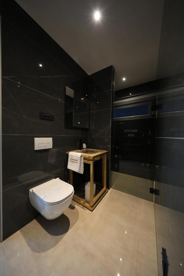 Adastra Apartments Maslenica Extérieur photo