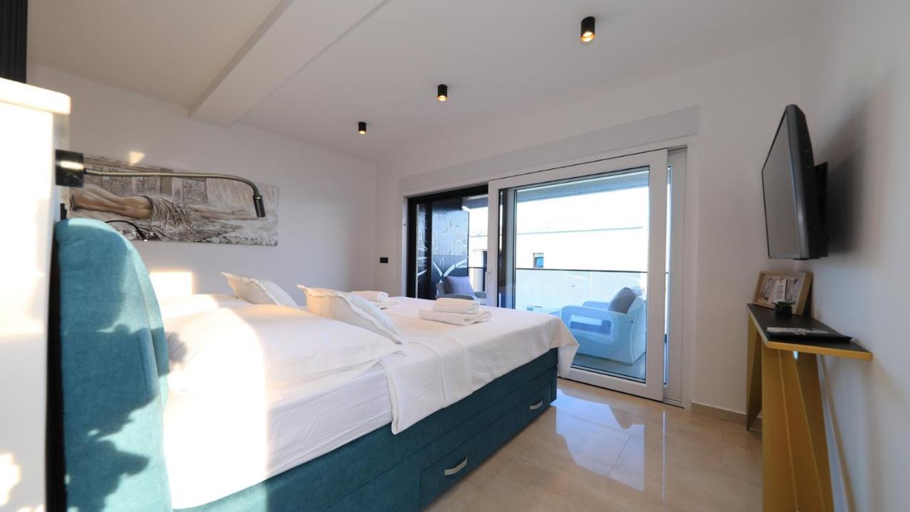 Adastra Apartments Maslenica Extérieur photo