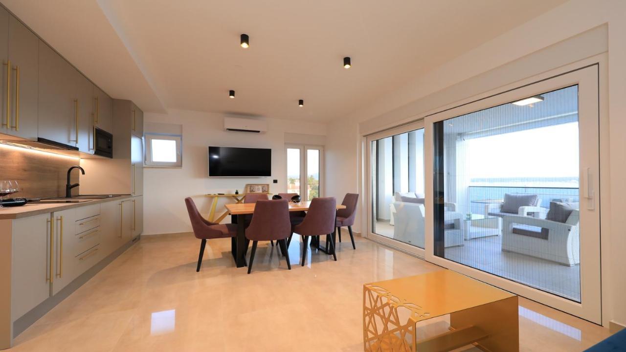 Adastra Apartments Maslenica Extérieur photo